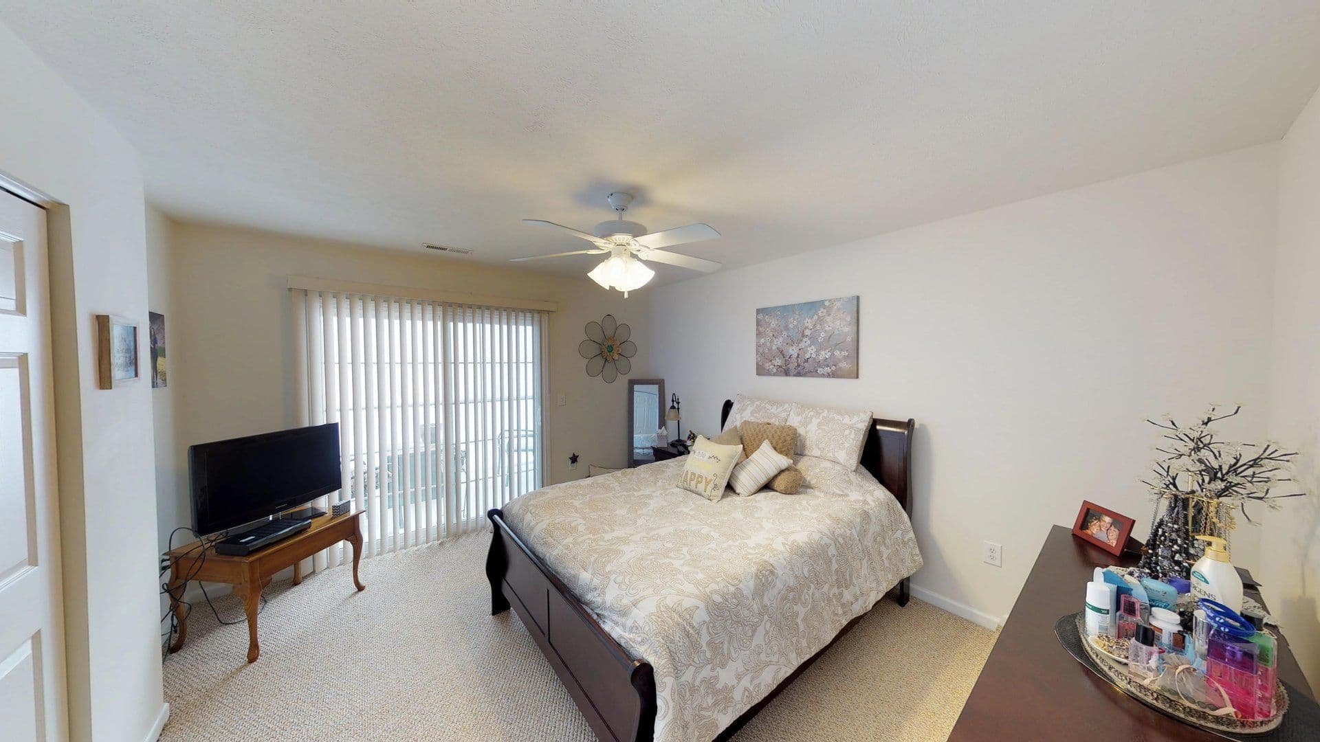 Erie Apartment: 5355 Rome Drive