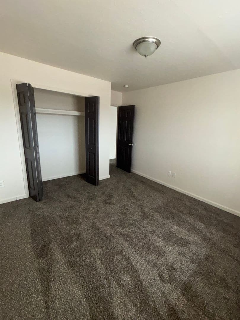 Detroit Apartment: 20479 Fleming