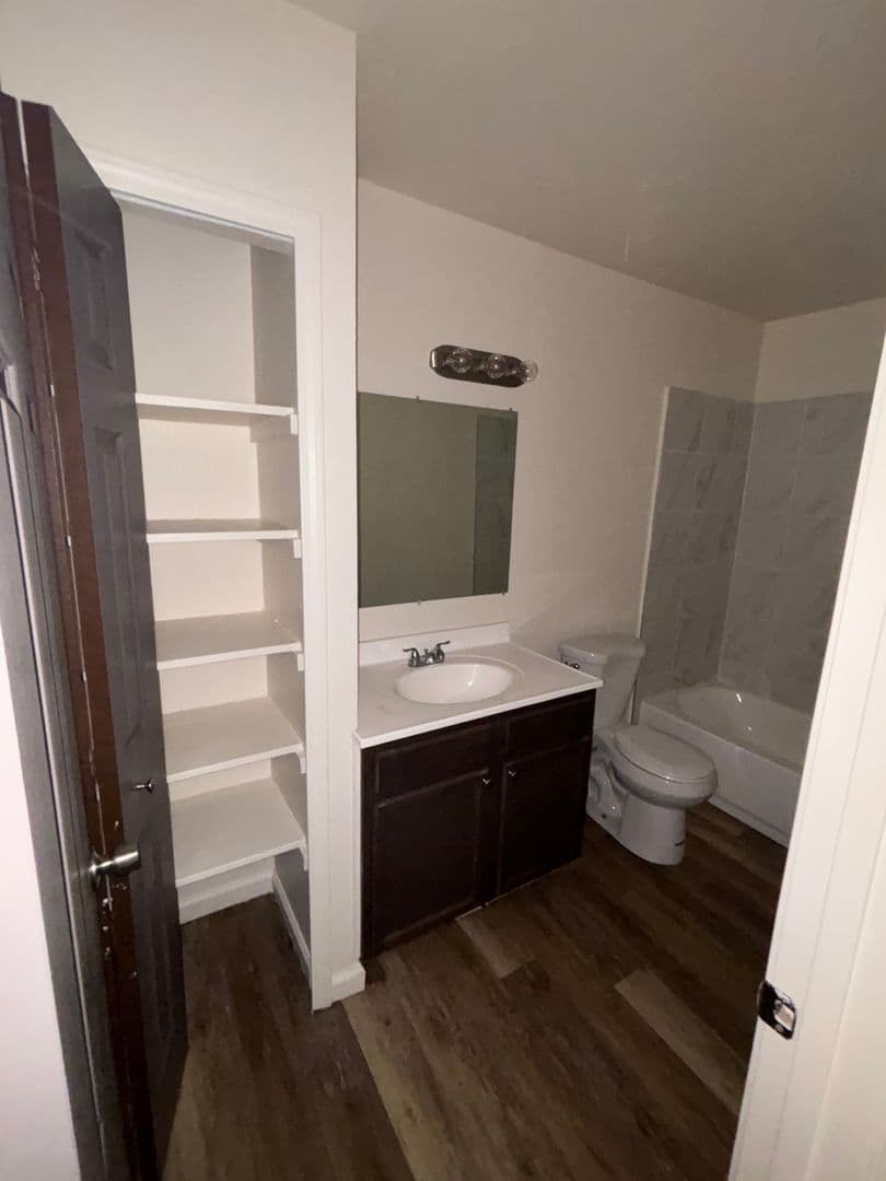 Detroit Apartment: 20479 Fleming