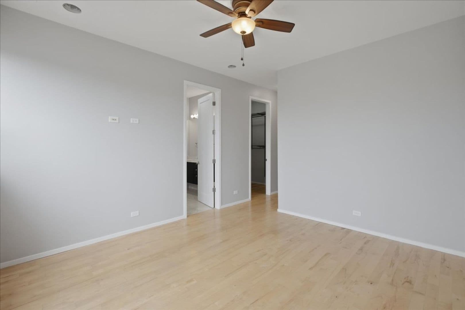 Chicago Apartment: 1649 W. Cortland