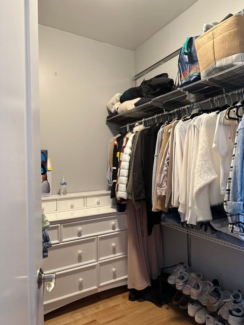 Chicago Apartment: 1649 W. Cortland
