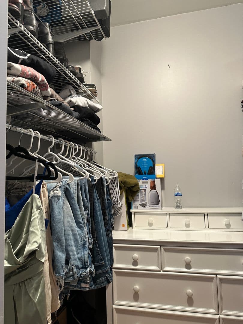 Chicago Apartment: 1649 W. Cortland