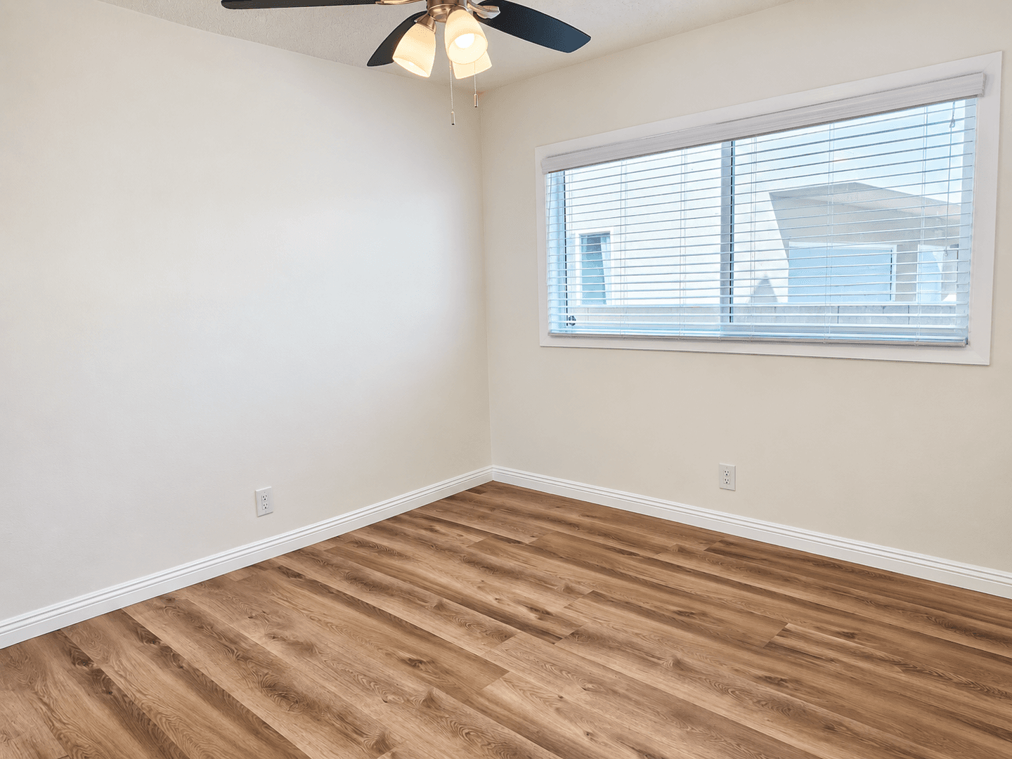 Los Angeles Apartment: 3121 W. Slauson
