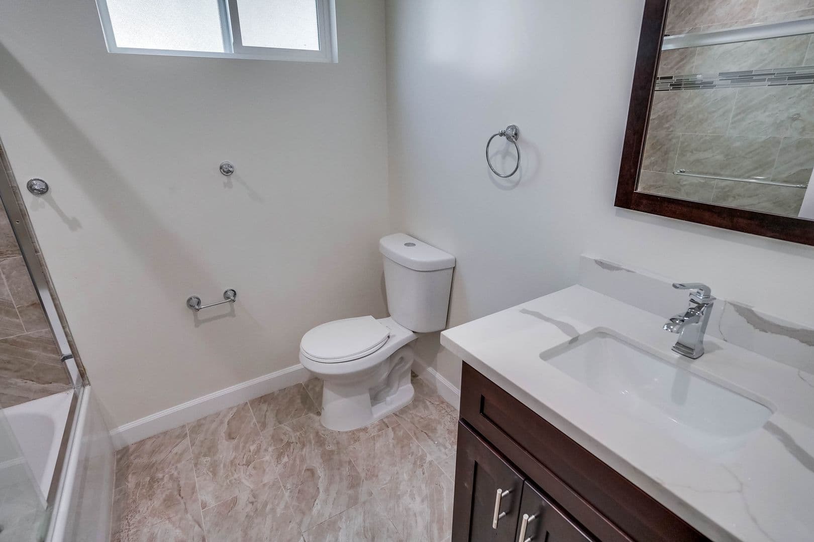 Inglewood Apartment: 920 Enterprise Ave