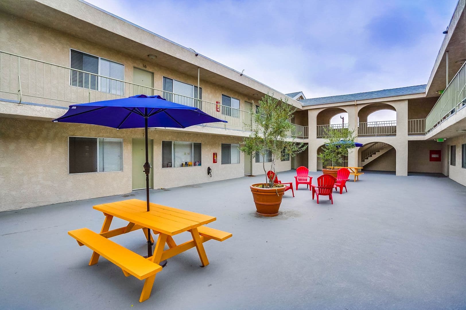 Inglewood Apartment: 3638 W. 113th St