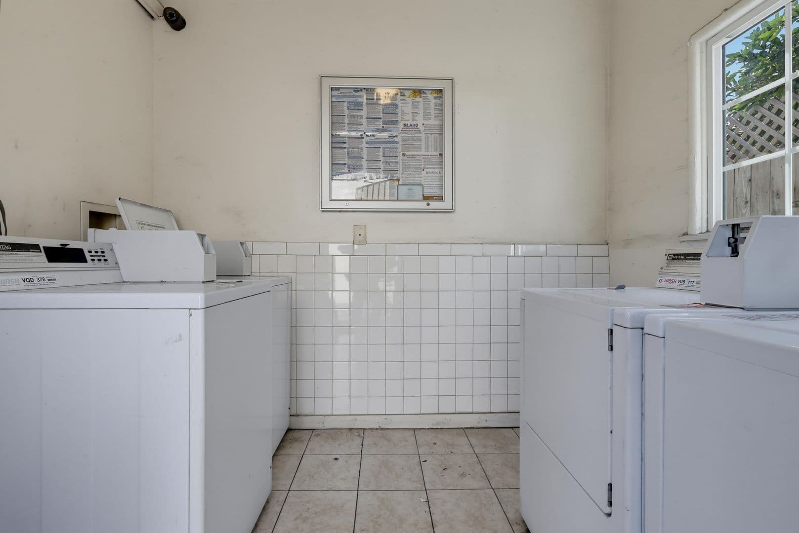 Los Angeles Apartment: 6627 - 6635 Crenshaw Blvd