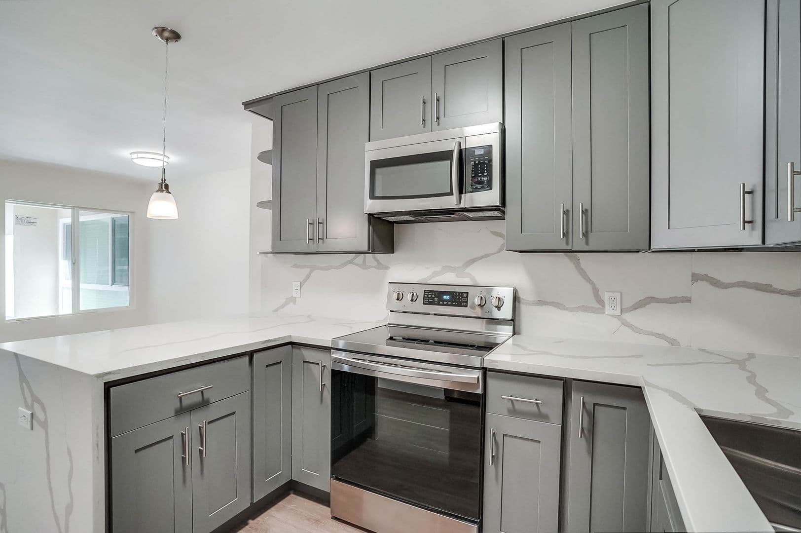 Los Angeles Apartment: 2330 S. Corning St