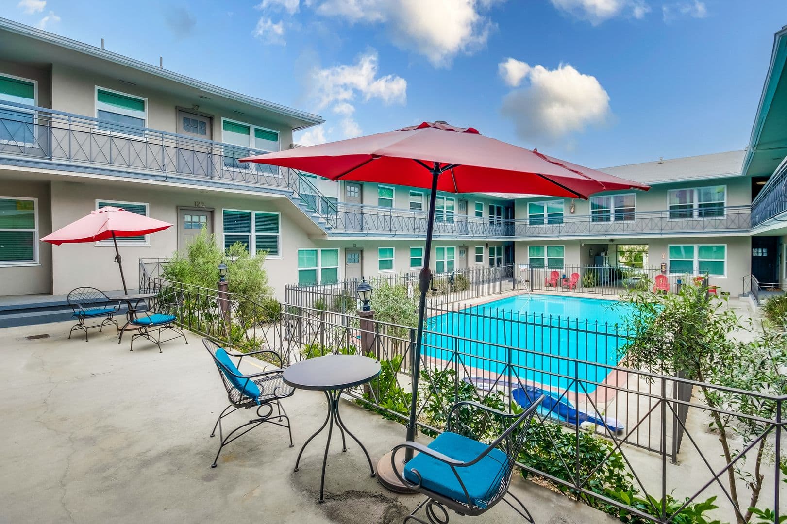 Inglewood Apartment: 115 N. Eastwood Ave