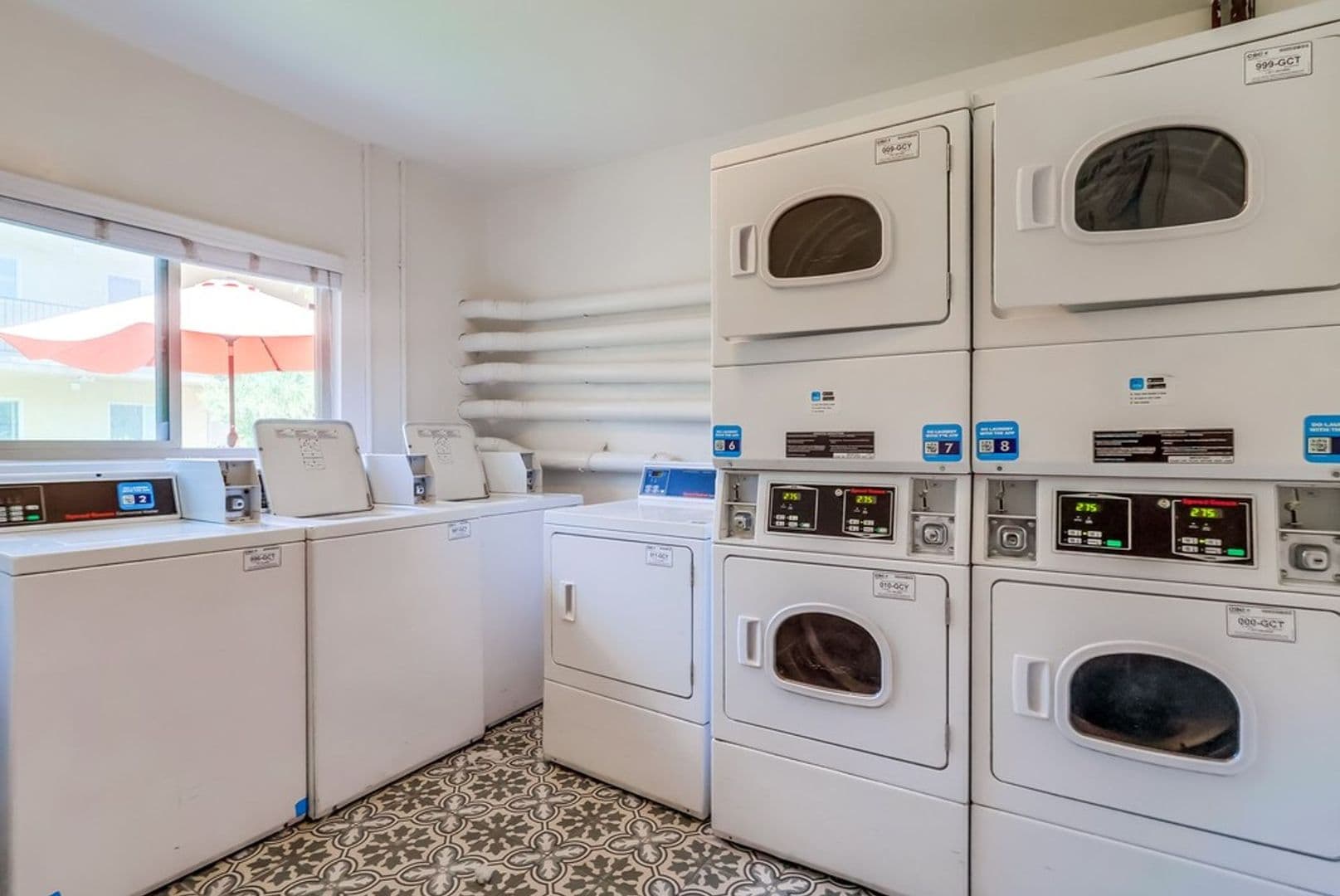 Los Angeles Apartment: 3528 - 3530 W. Adams Blvd.