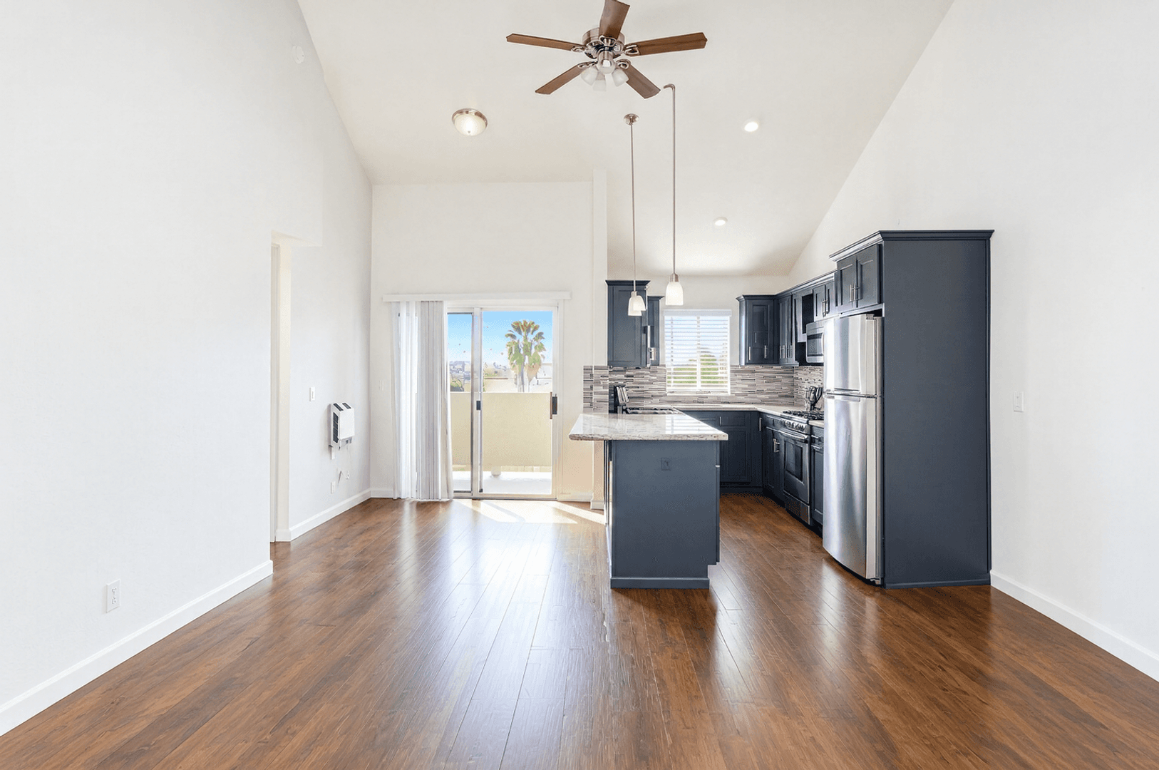 Inglewood Apartment: 600 E. 97th St