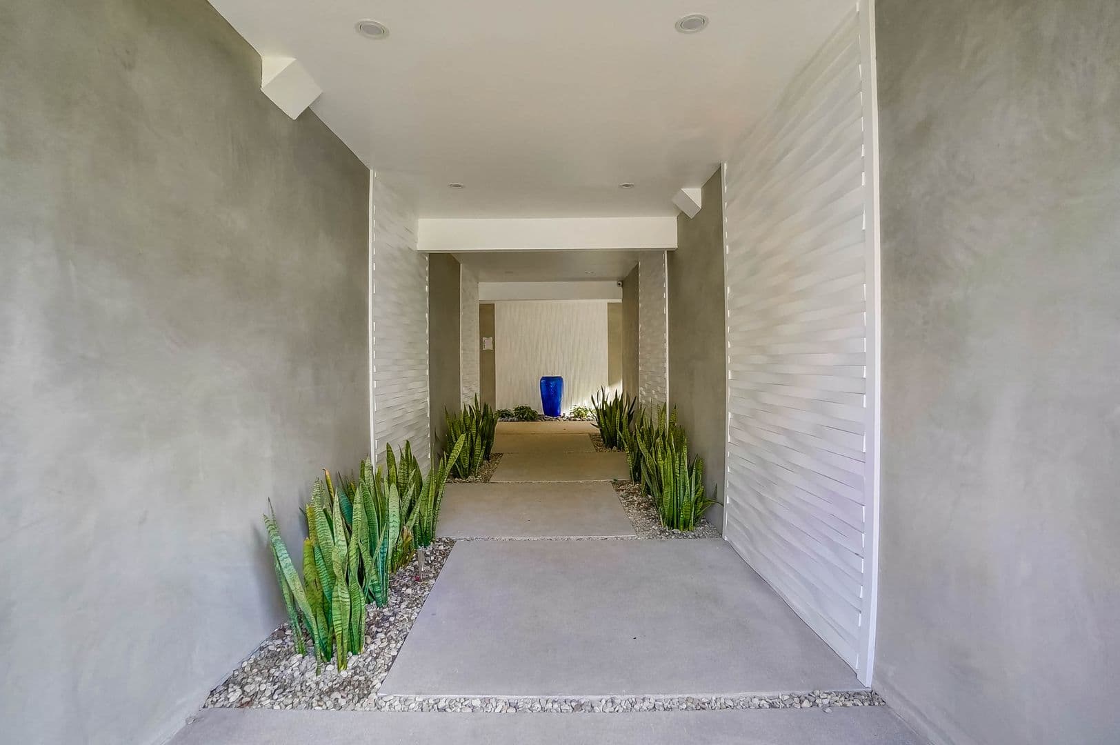 Los Angeles Apartment: 2330 S. Corning St