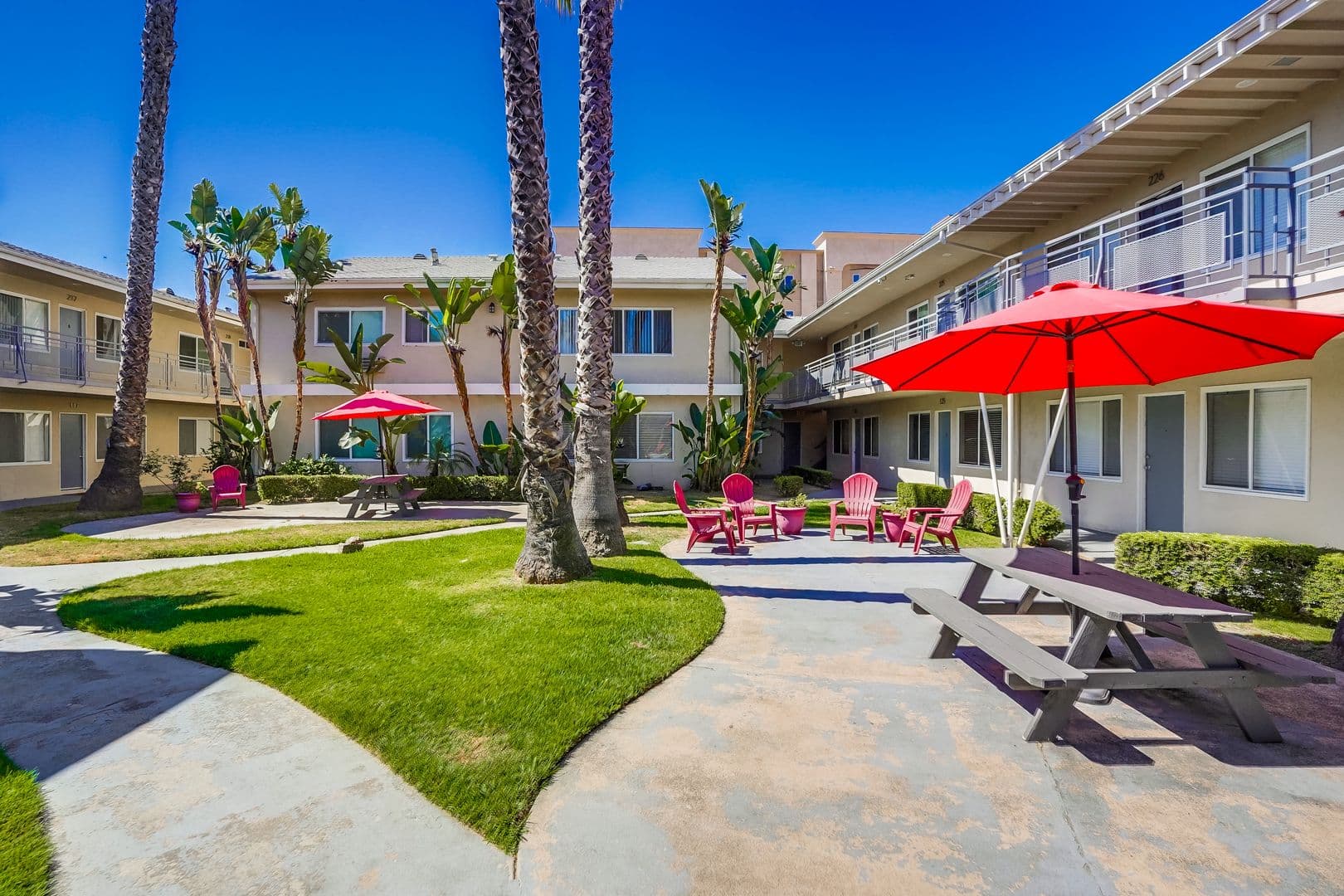Hawthorne Apartment: 3636 W. Imperial Hwy