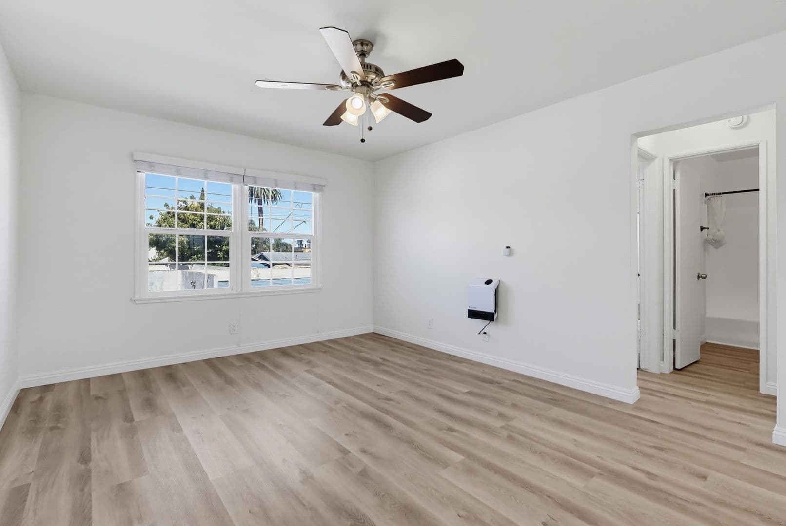 Los Angeles Apartment: 6627 - 6635 Crenshaw Blvd