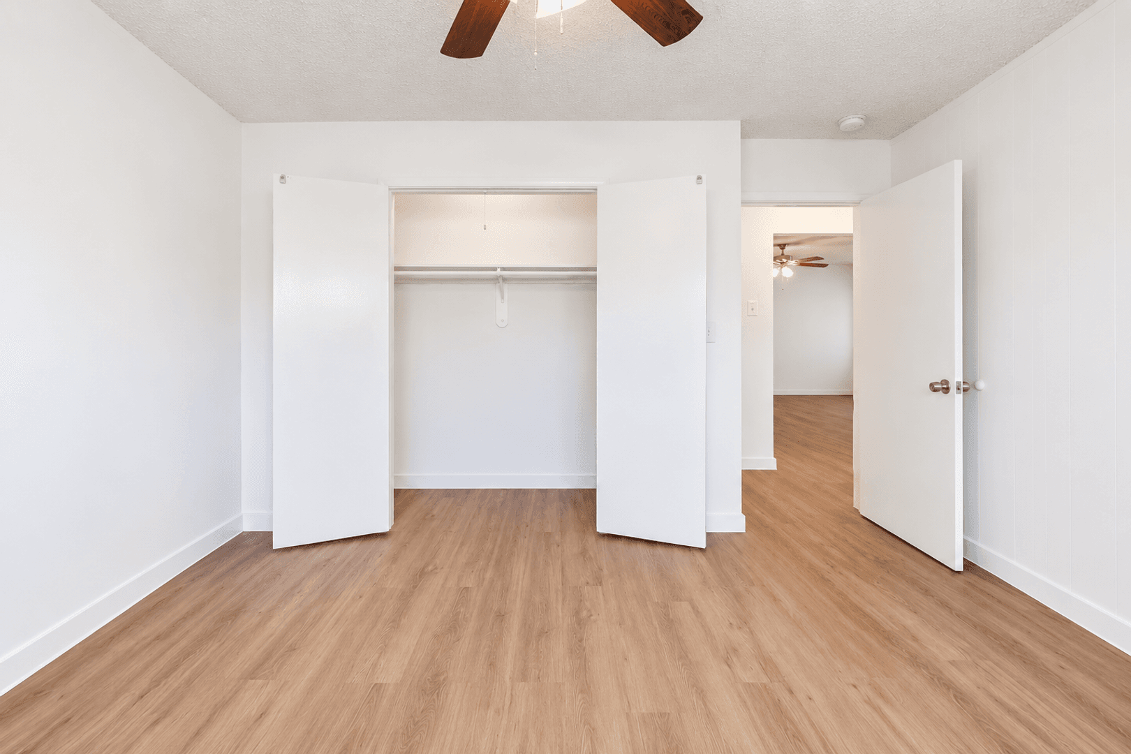 Los Angeles Apartment: 2235 W. 26th Pl