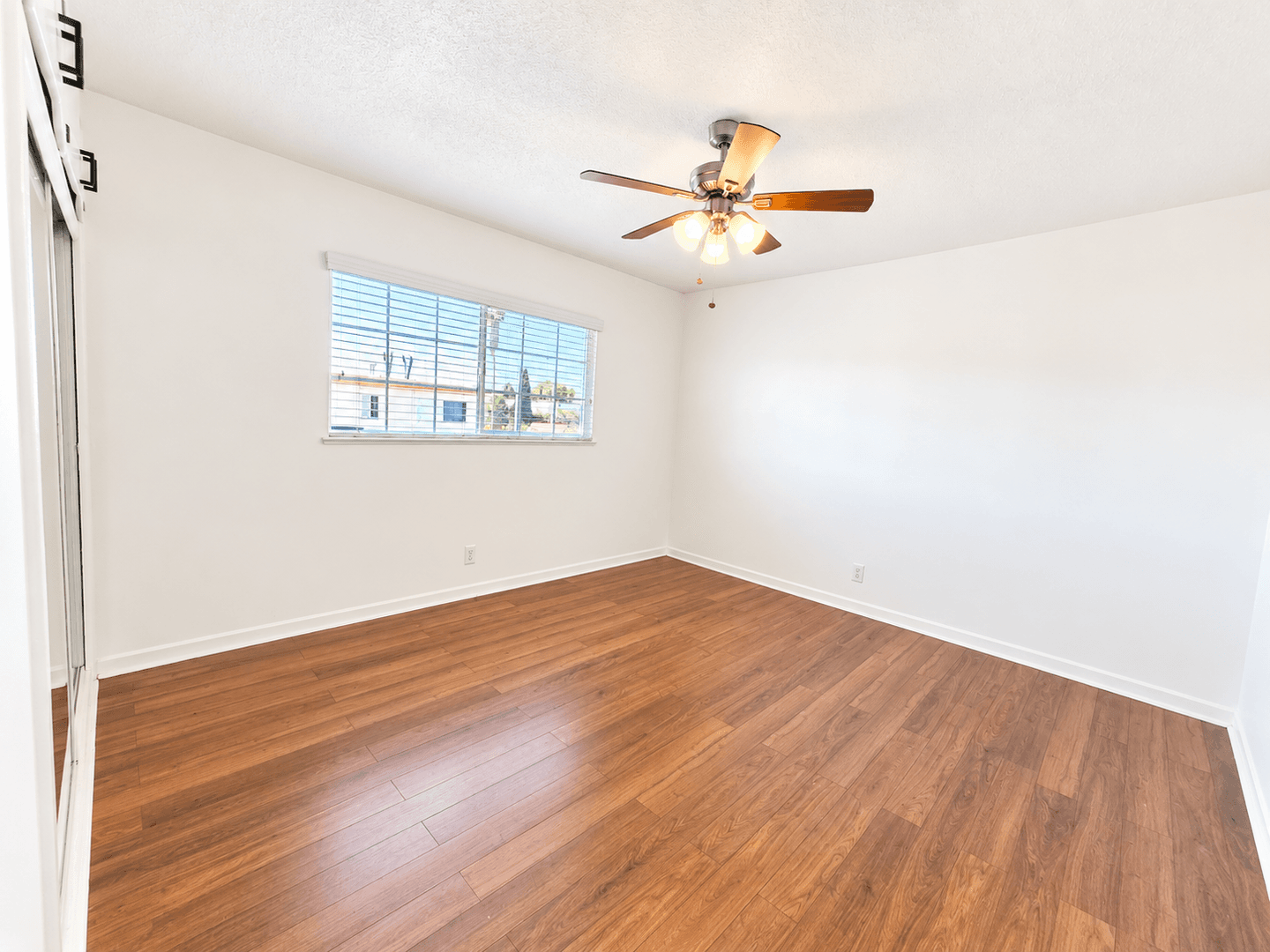 Los Angeles Apartment: 6028 - 6100 West Blvd