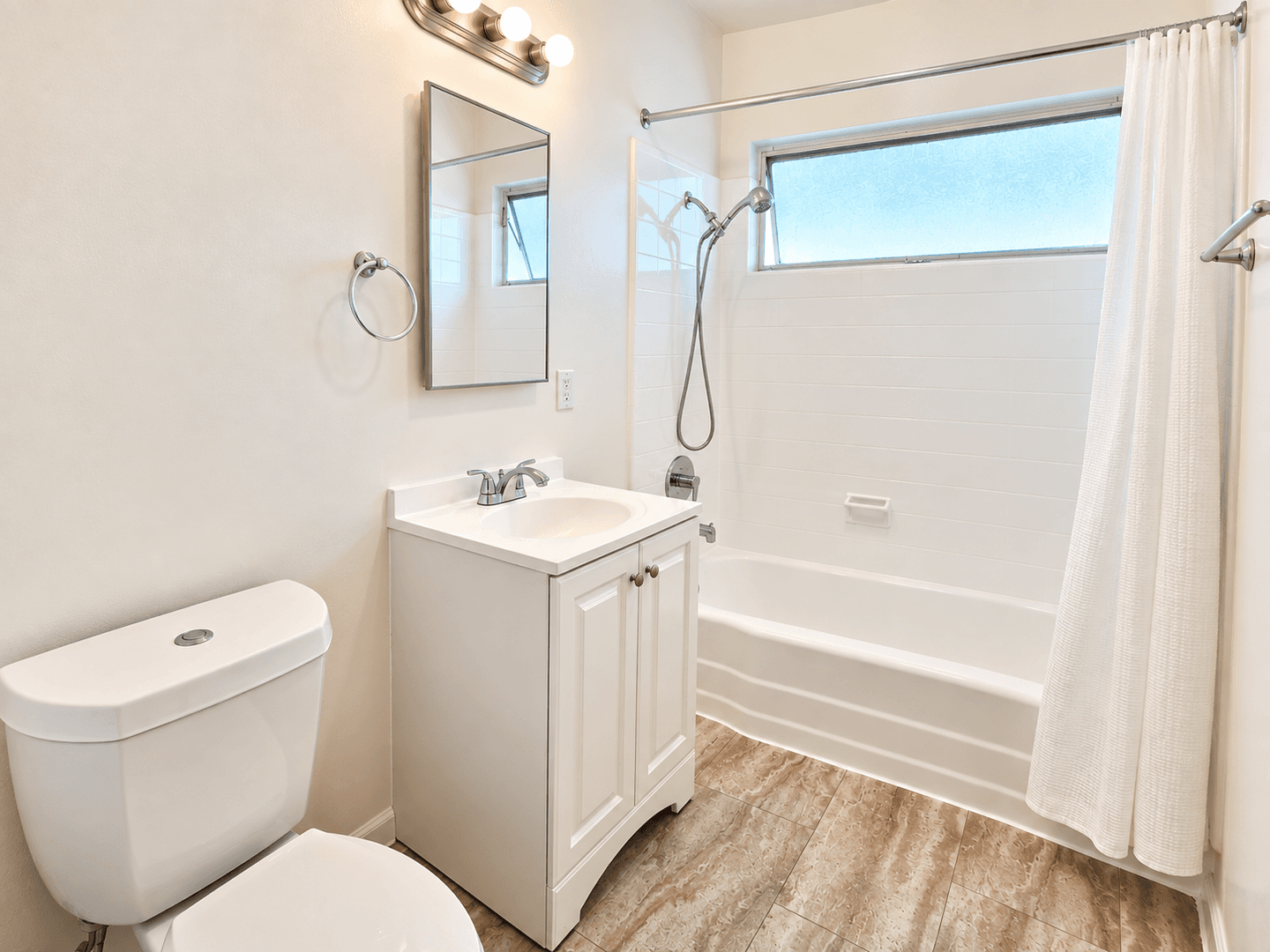 Los Angeles Apartment: 6028 - 6100 West Blvd