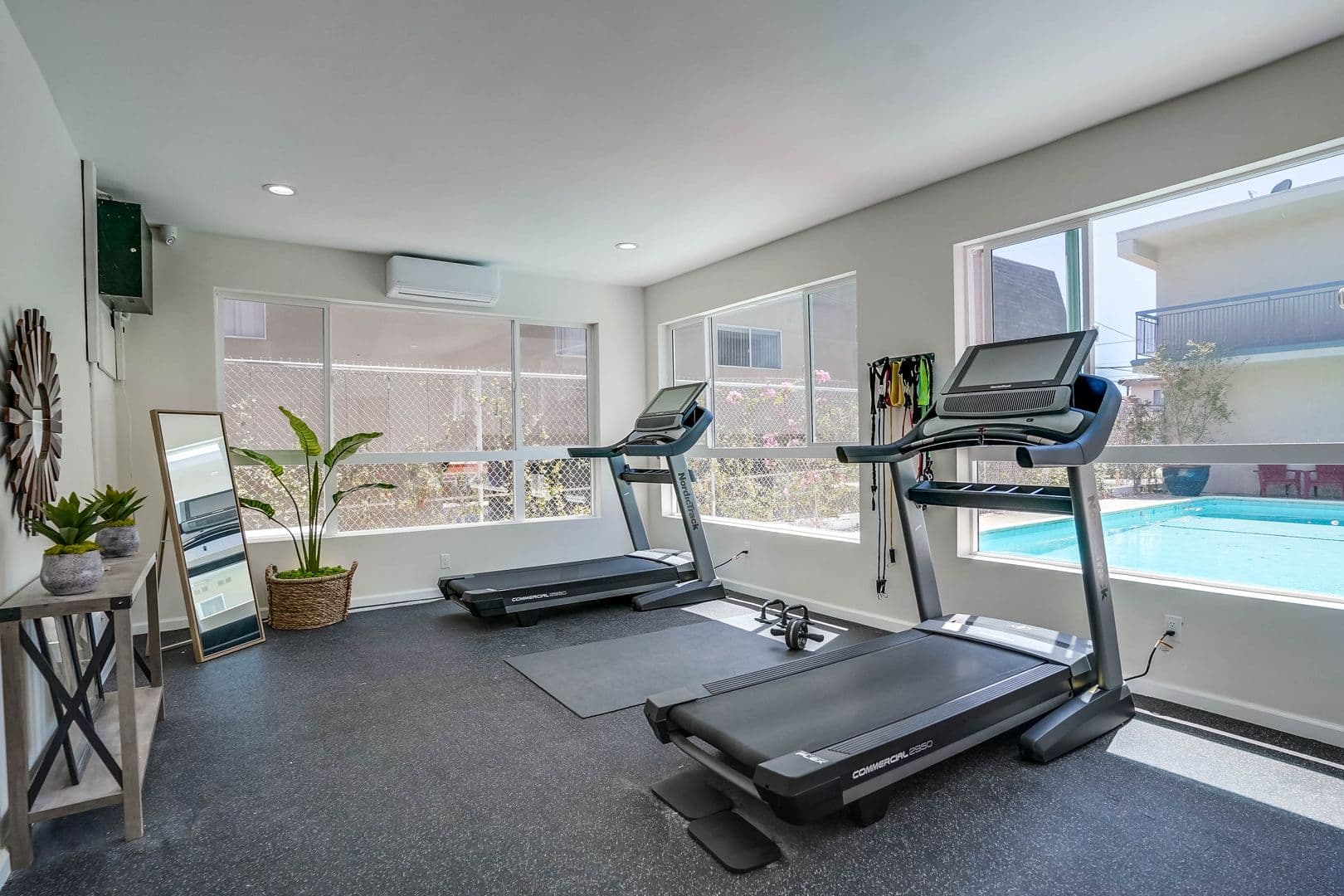 Inglewood Apartment: 920 Enterprise Ave
