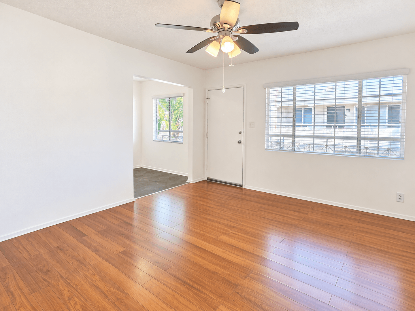 Los Angeles Apartment: 6028 - 6100 West Blvd
