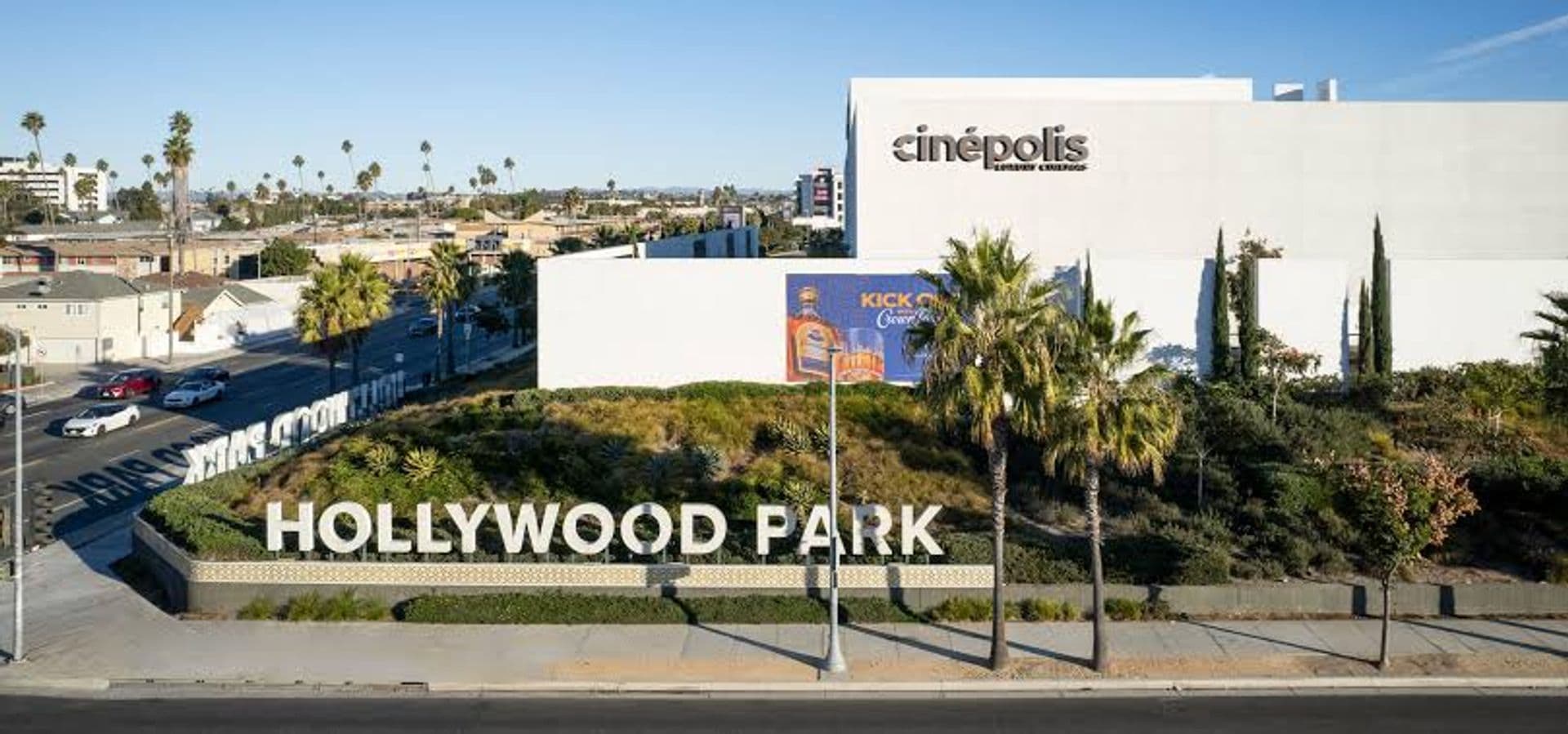Inglewood Apartment: 621 E. 99th St