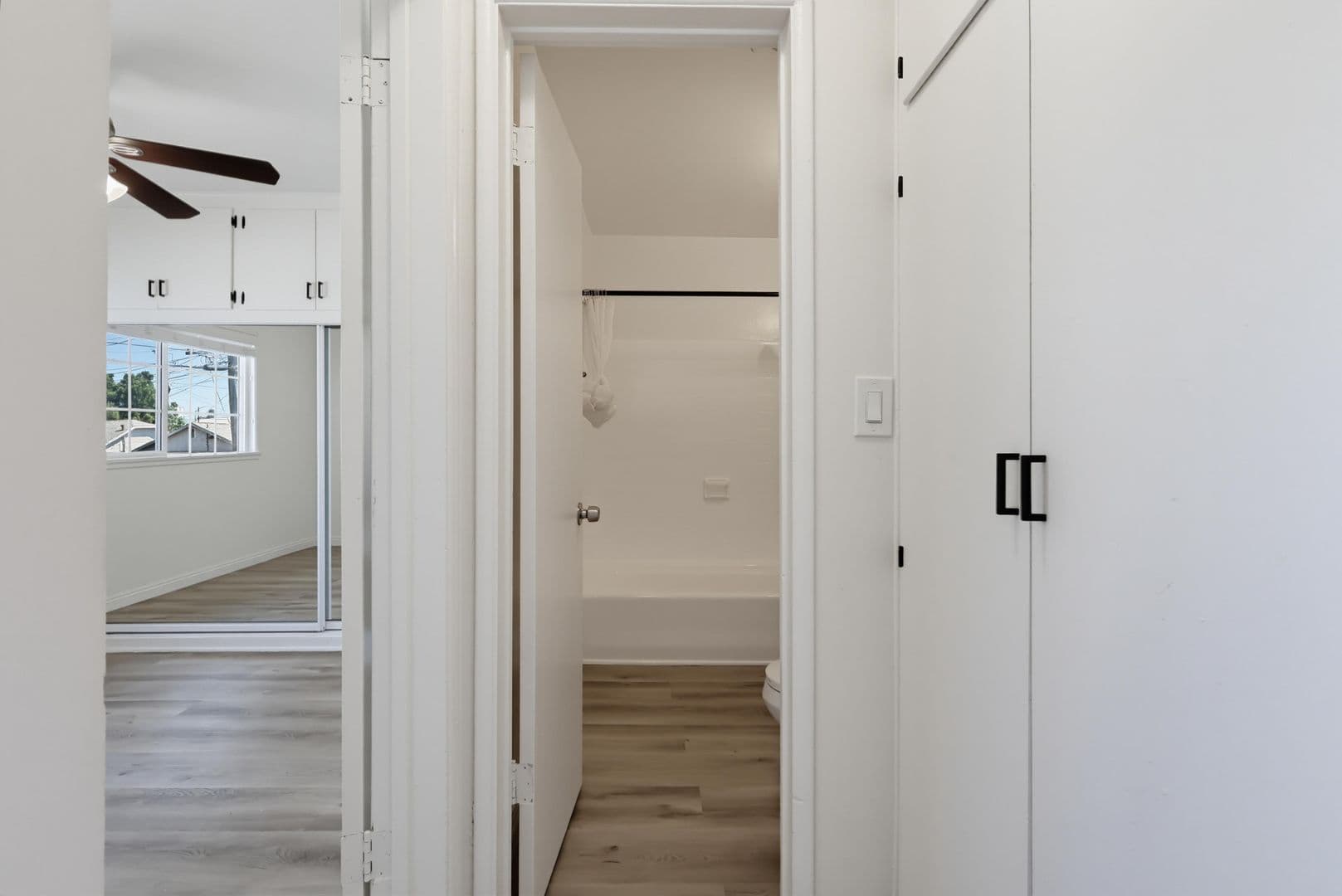 Los Angeles Apartment: 6627 - 6635 Crenshaw Blvd