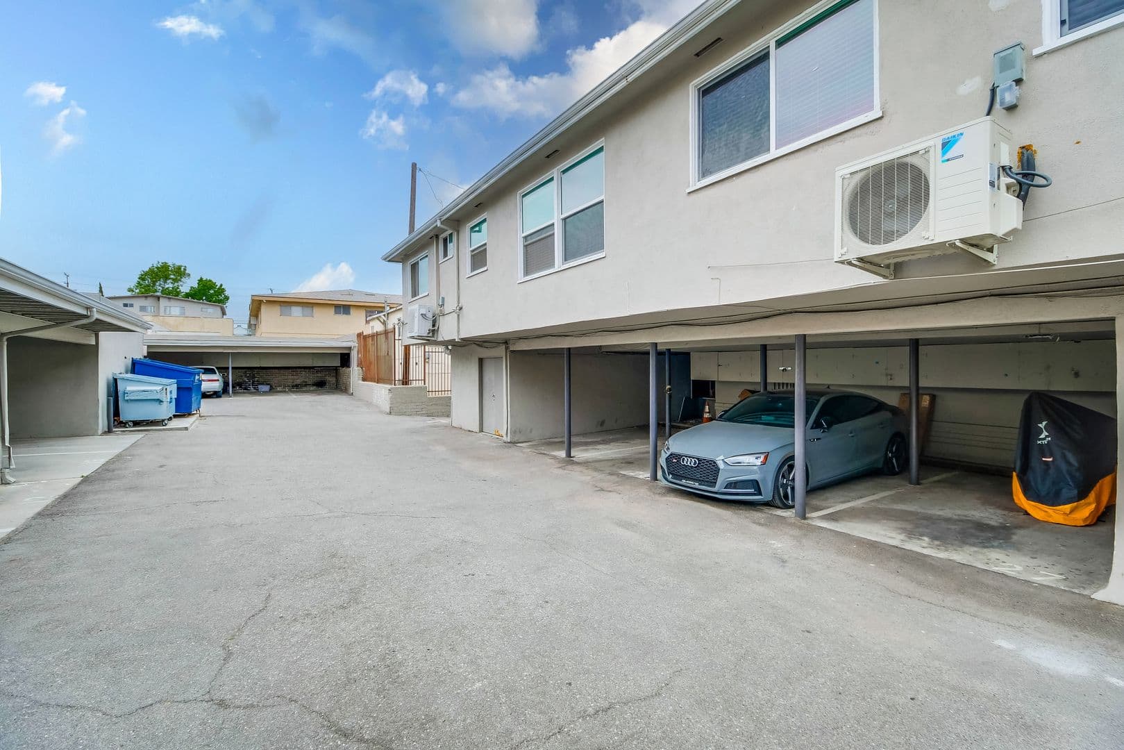 Inglewood Apartment: 115 N. Eastwood Ave