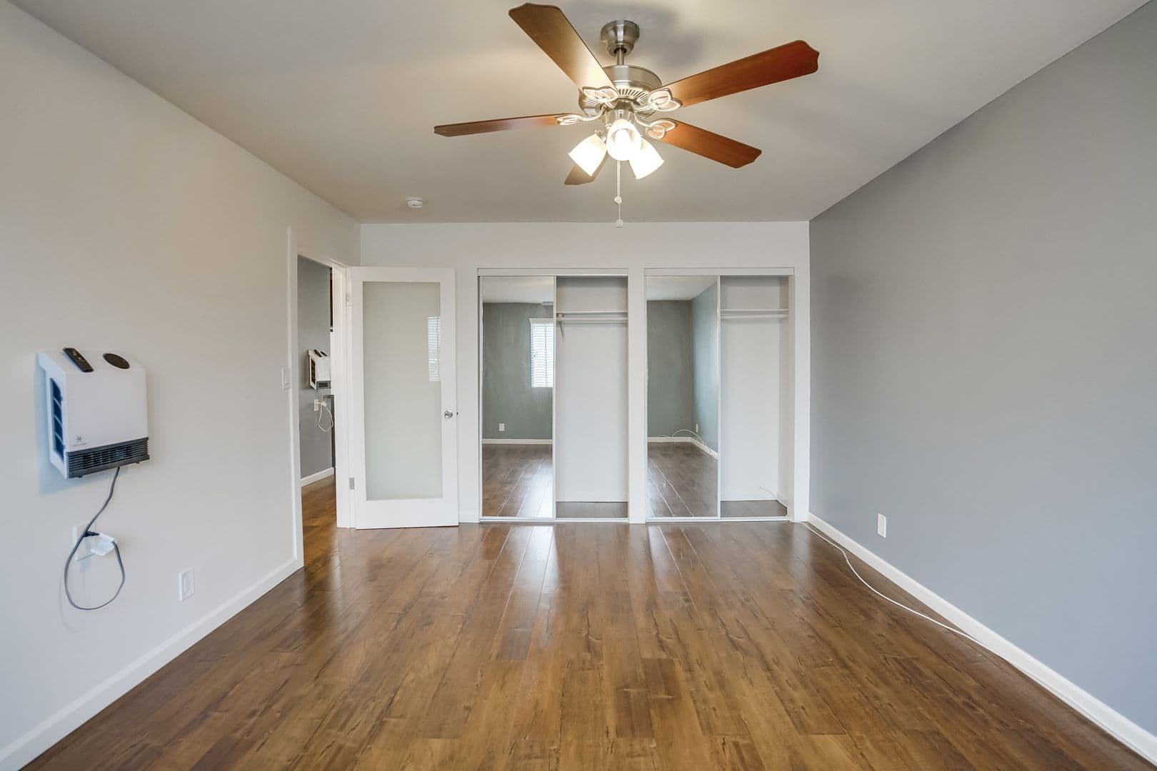 Inglewood Apartment: 3638 W. 113th St