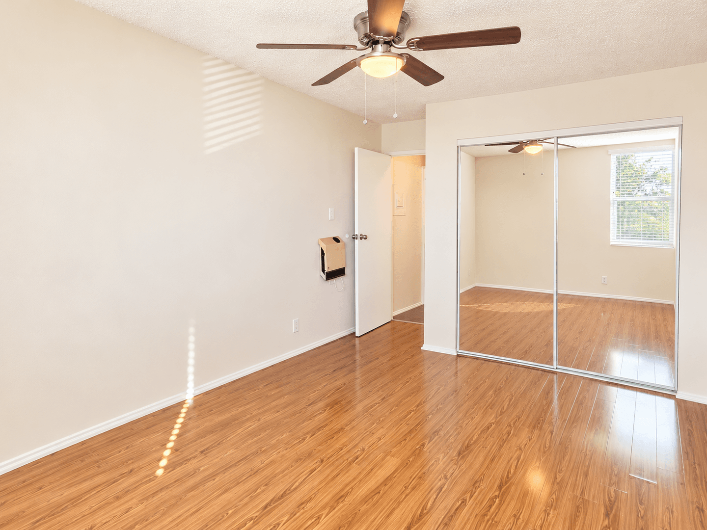 Los Angeles Apartment: 3715 W. 27th St