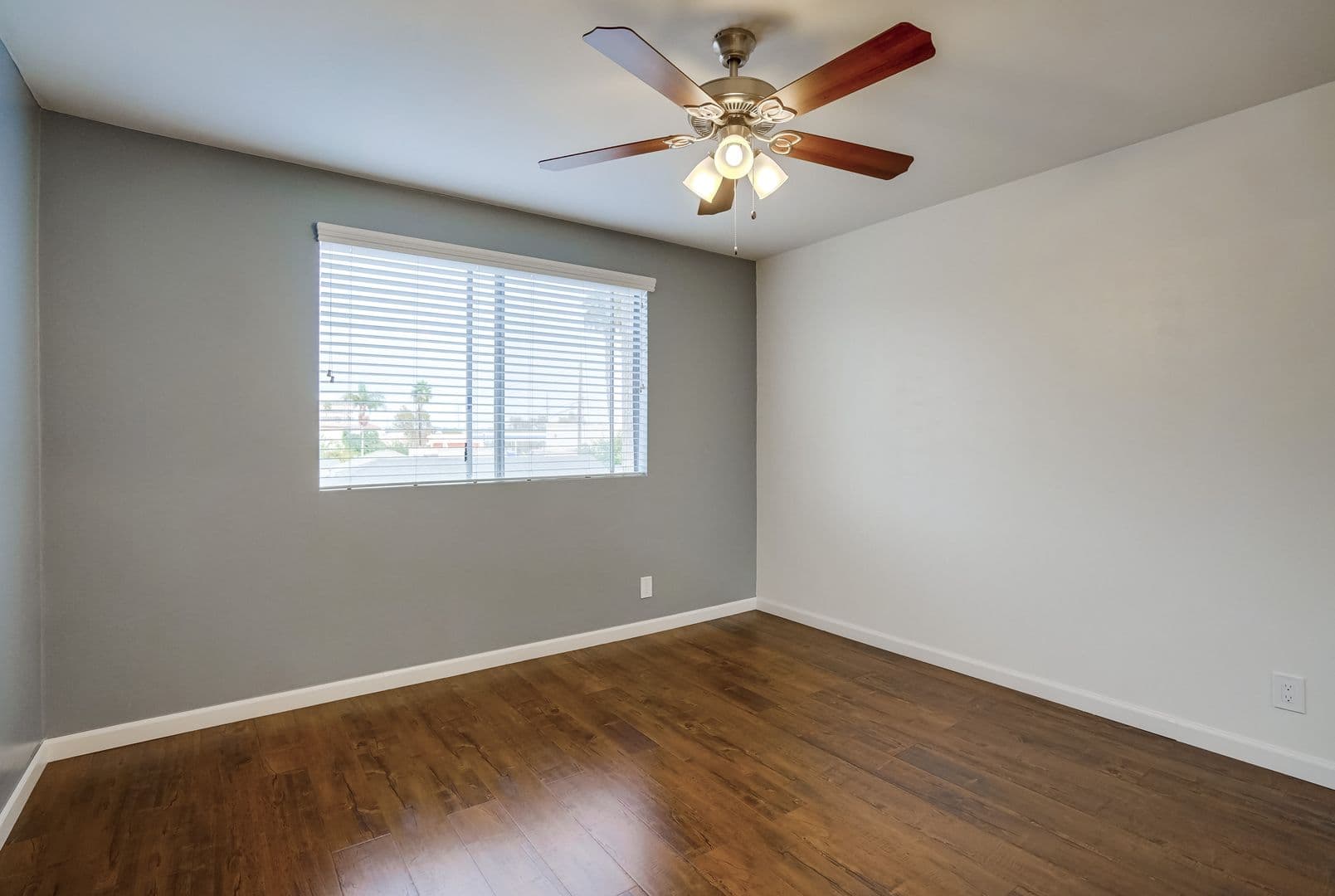 Inglewood Apartment: 3638 W. 113th St