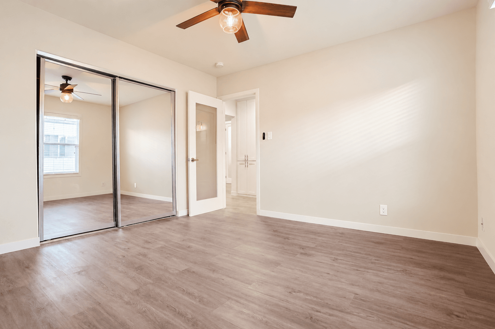 Inglewood Apartment: 115 N. Eastwood Ave
