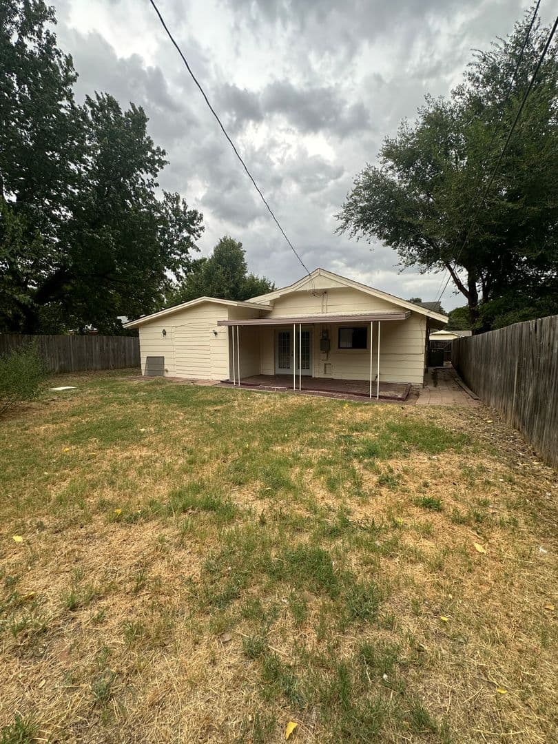 OKC House: 900 Flamingo Ave