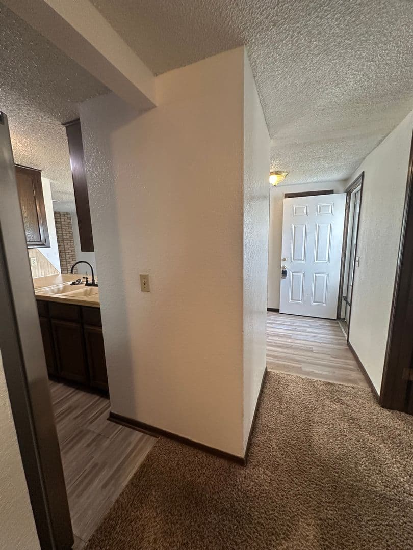 Moore House: 2109 Meench