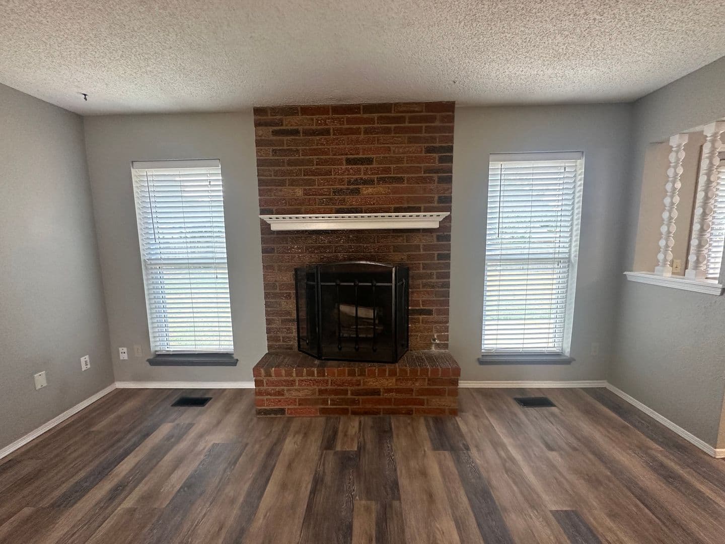 Moore House: 1112 SE 8th St