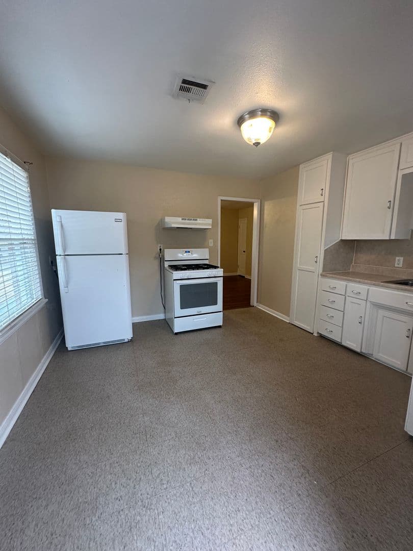 Midwest City House: 332 Babb Dr