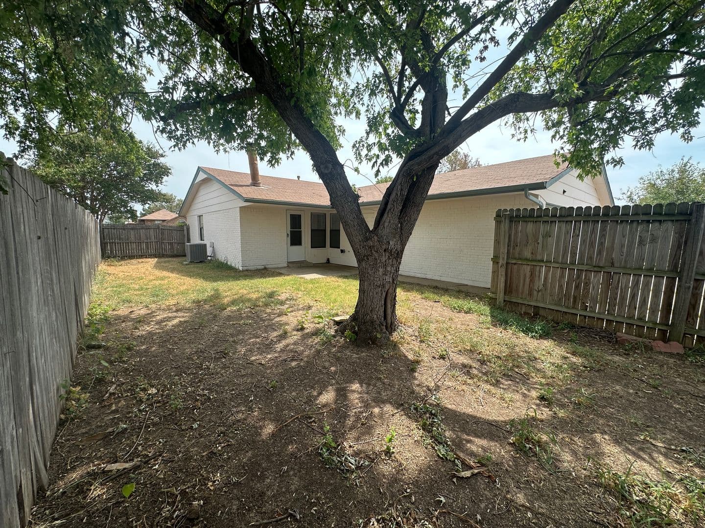 Moore House: 2109 Meench