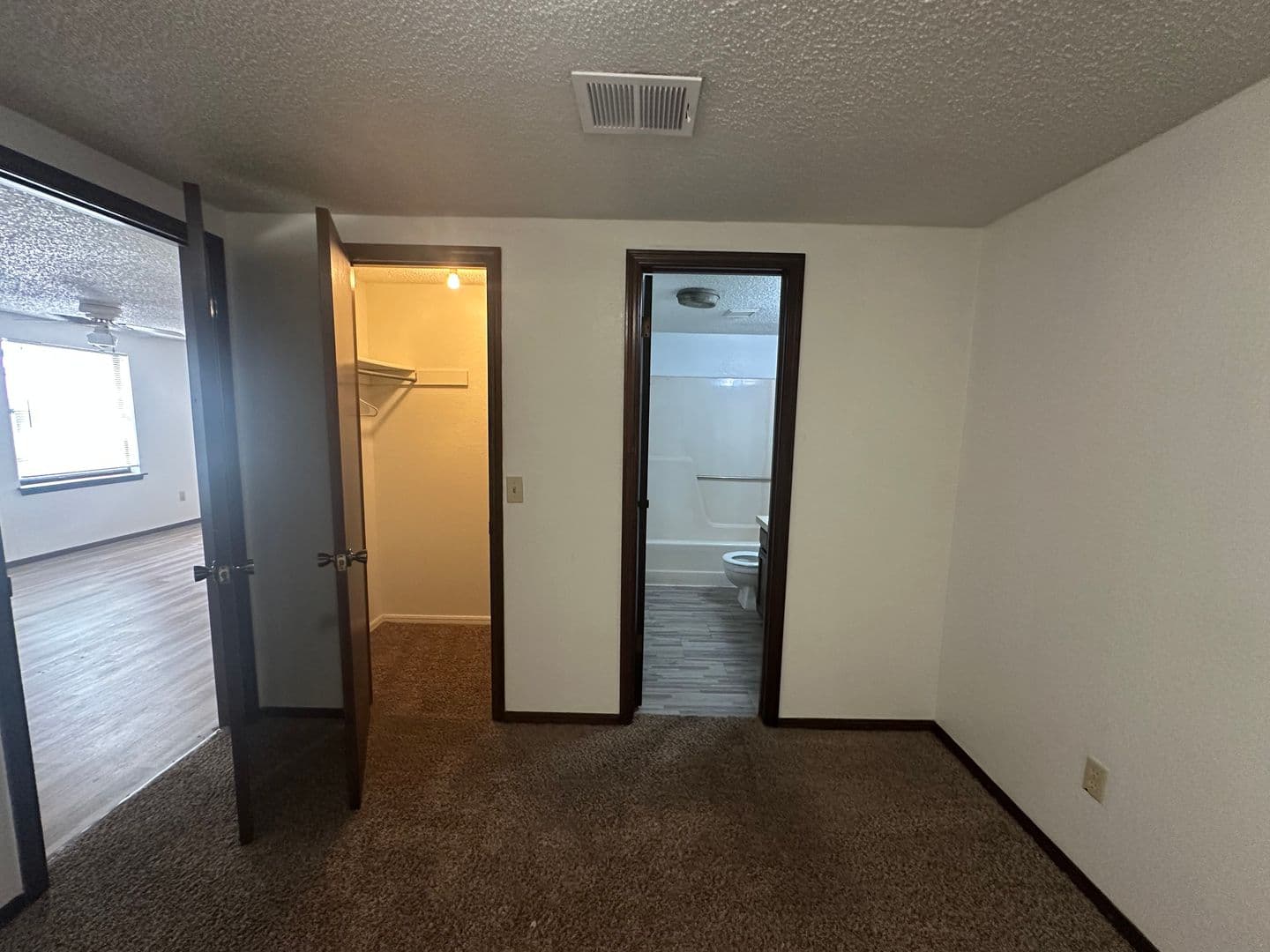 Moore House: 2109 Meench