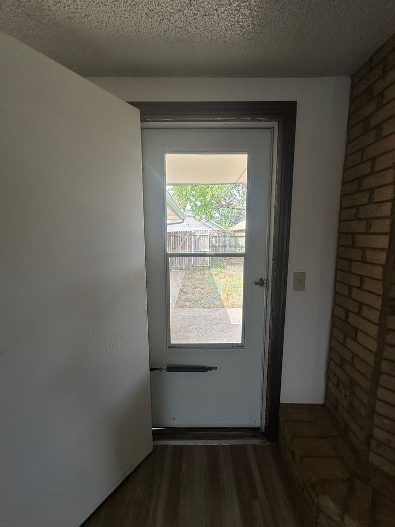 Moore House: 2109 Meench