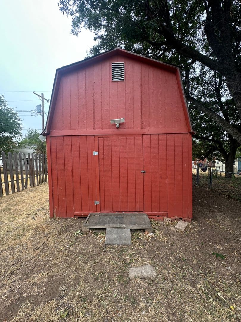 Midwest City House: 332 Babb Dr