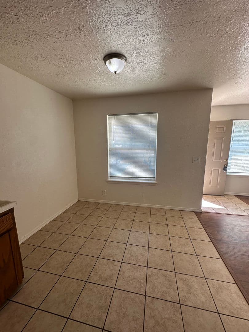 Norman House: 1305 Glen Oaks Ct.