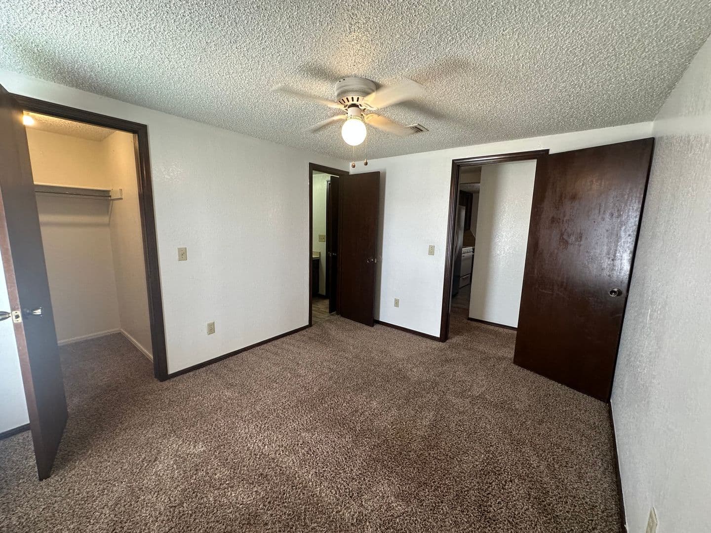 Moore House: 2109 Meench