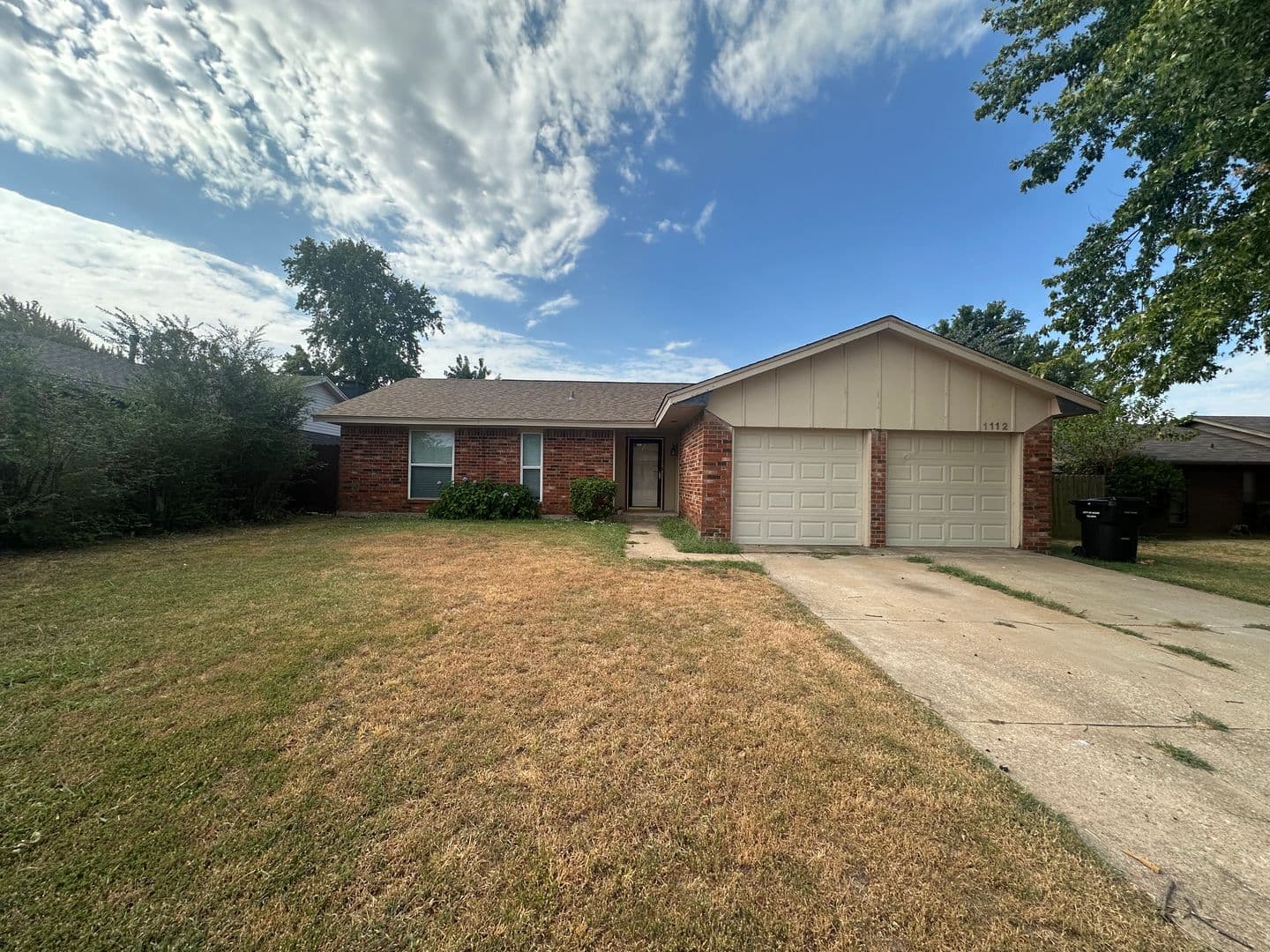 Moore House: 1112 SE 8th St