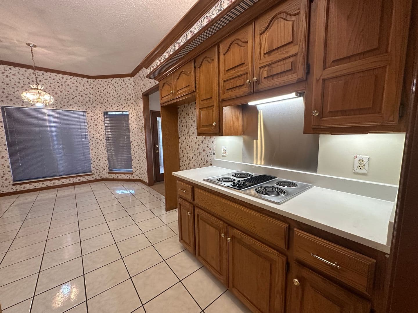 OKlahoma City House: 5524 Woodmont Dr.