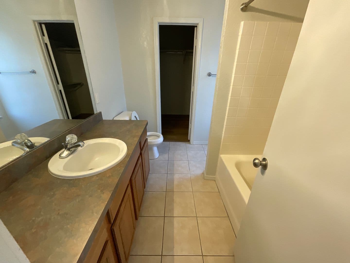 Del City House: 5517 Del Creek Rd