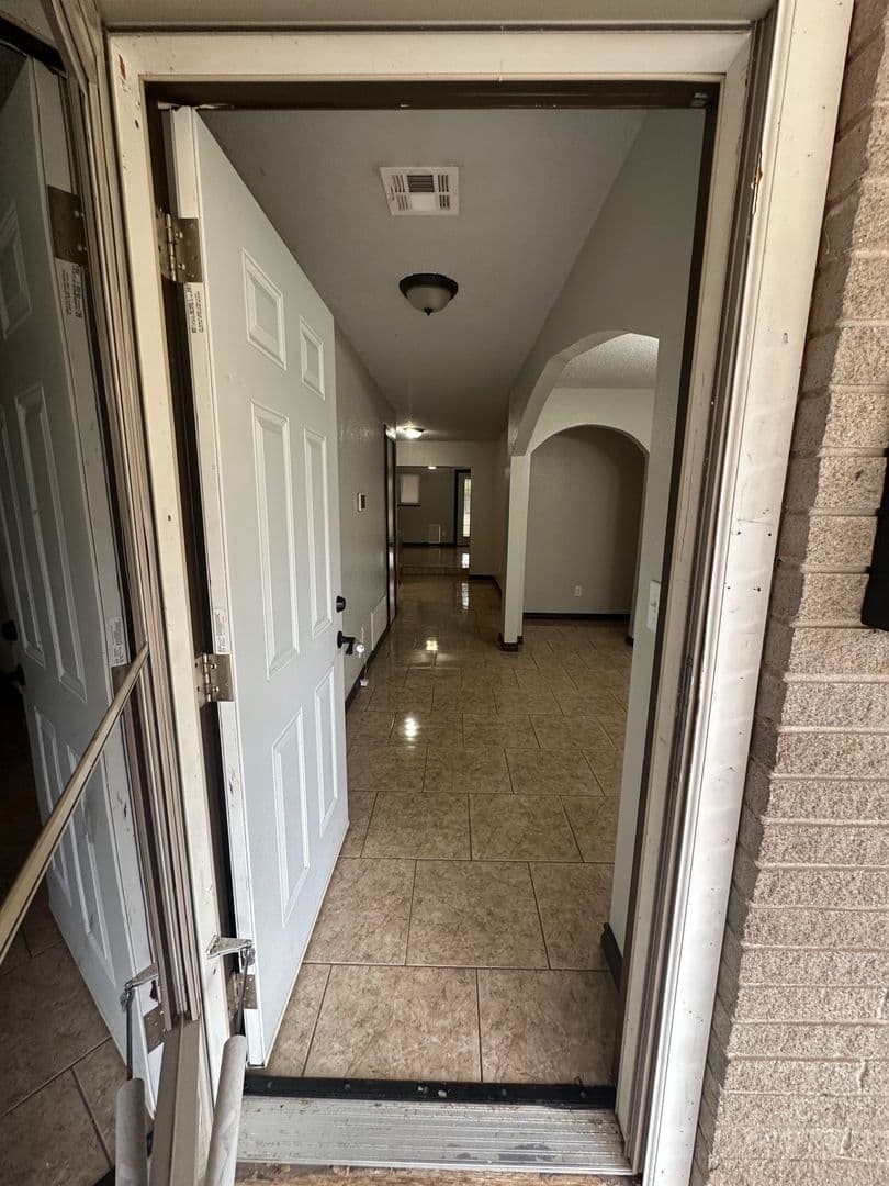OKC House: 900 Flamingo Ave