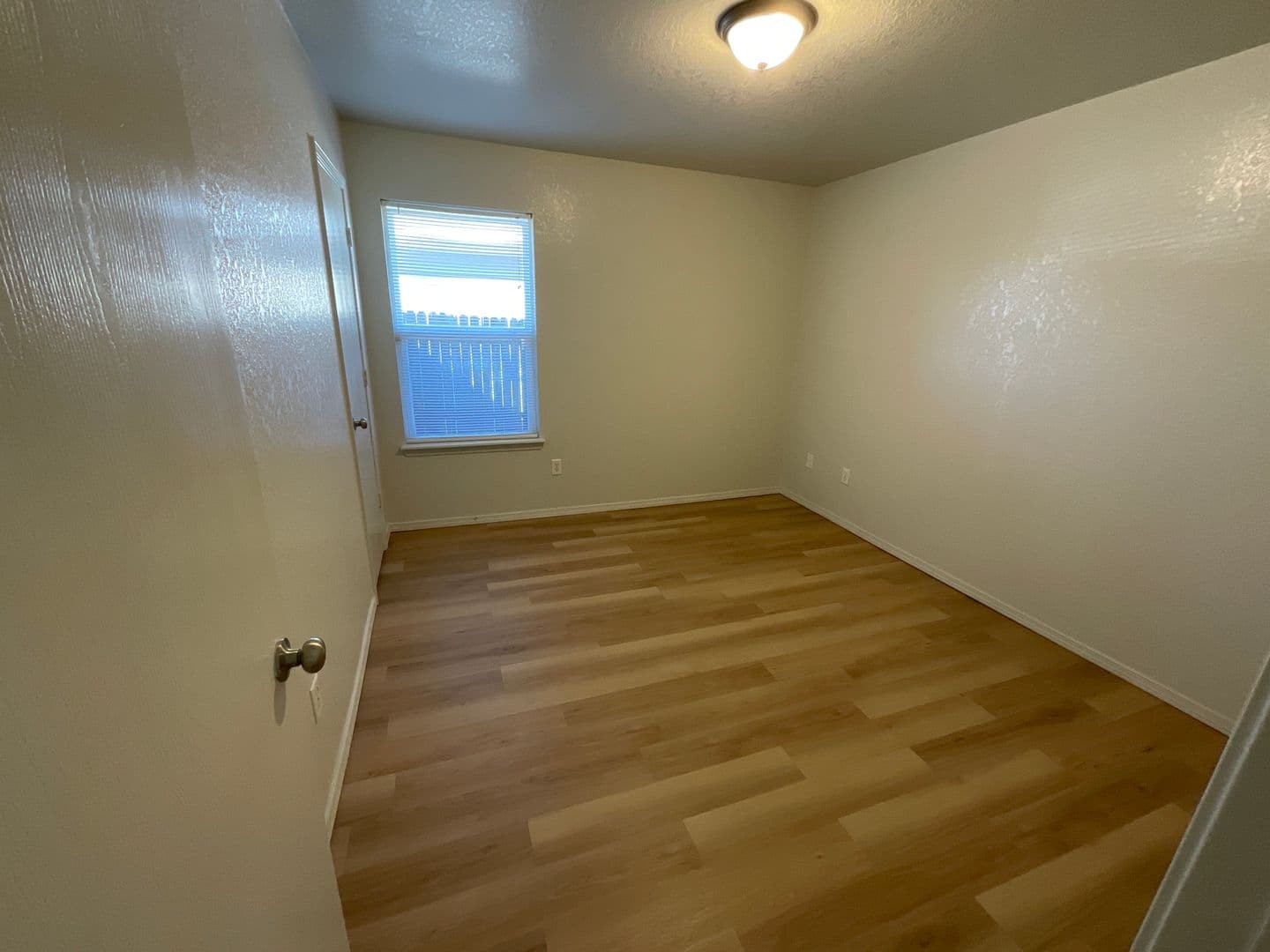 Del City House: 5517 Del Creek Rd