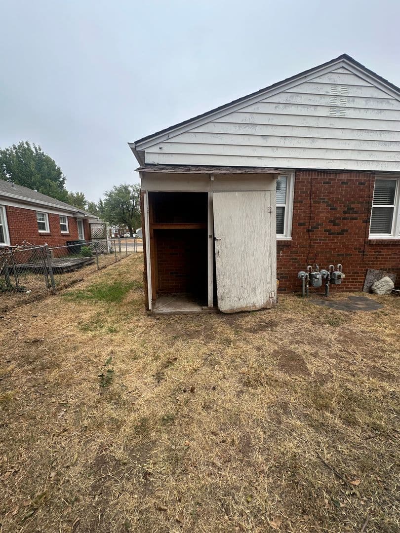 Midwest City House: 332 Babb Dr