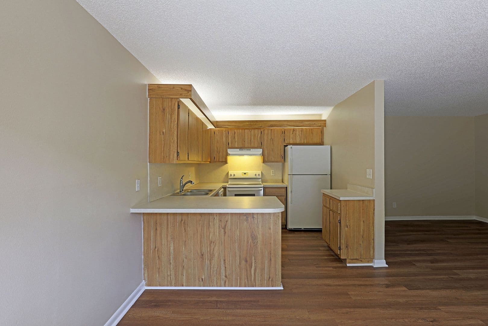 Fort Myers Apartment: 12367 Woodrose Court #3