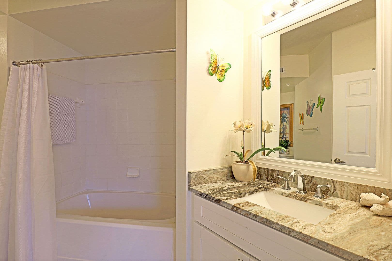 Fort Myers Apartment: 15630 Ocean Walk Circle, 204