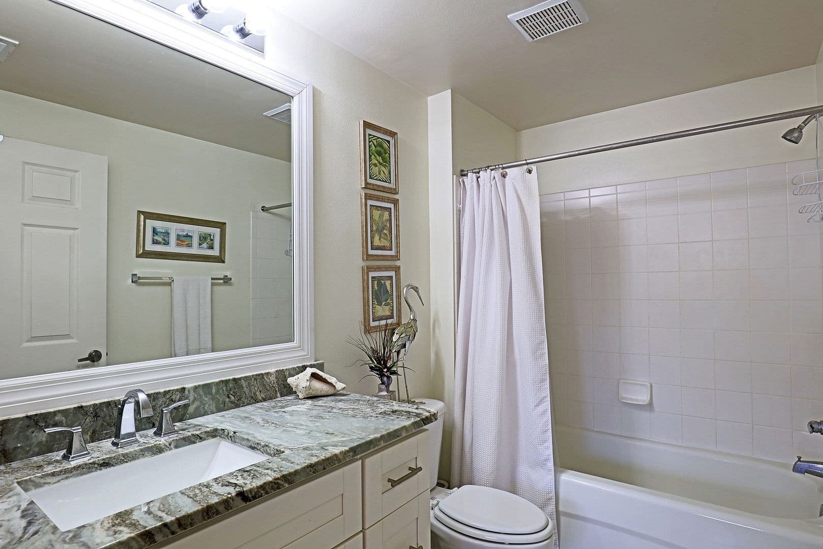 Fort Myers Apartment: 15630 Ocean Walk Circle, 204