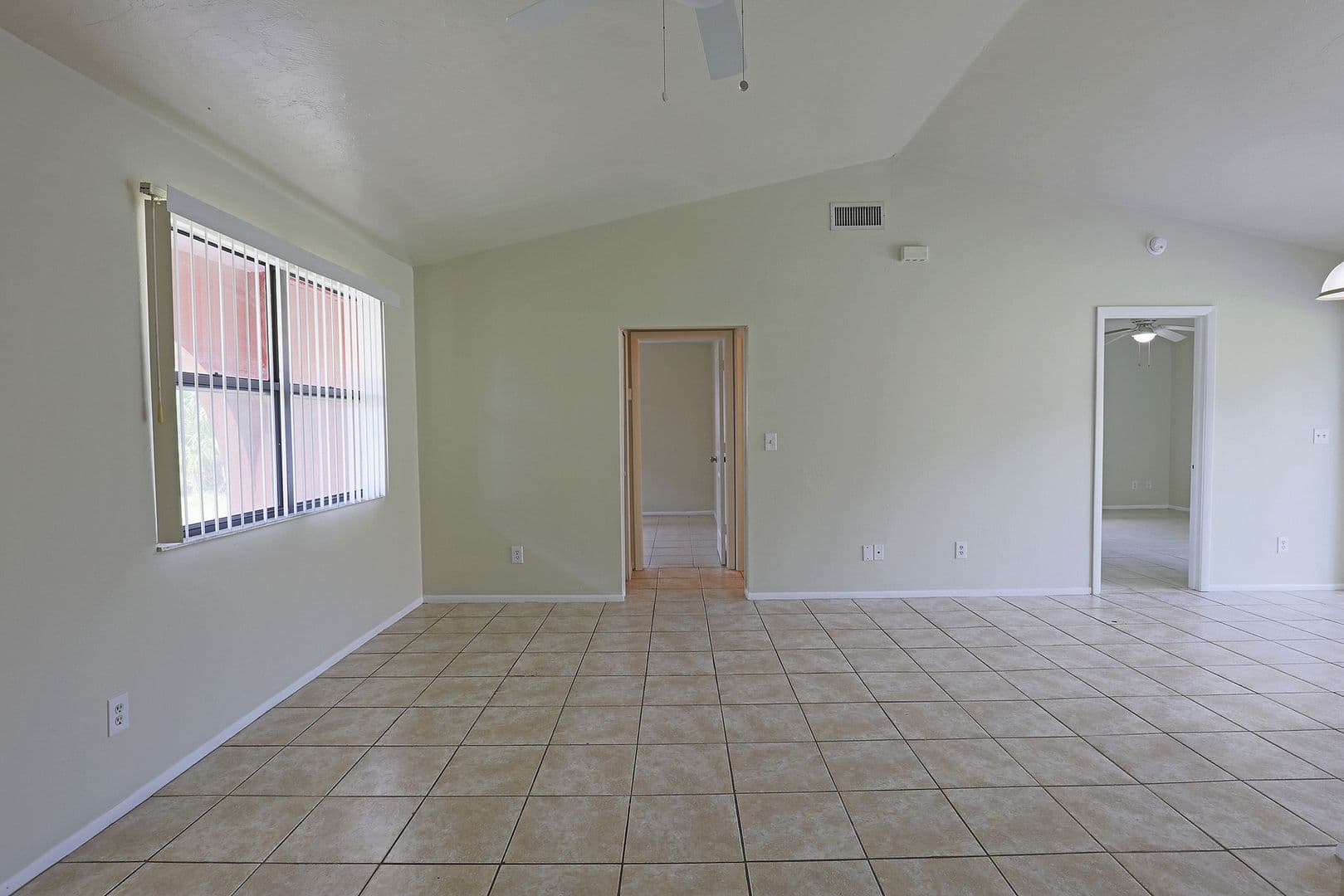 Cape Coral Apartment: 4417 SW Santa Barbara Place