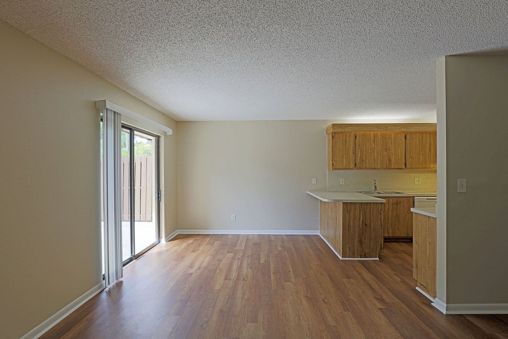Fort Myers Apartment: 12367 Woodrose Court #3